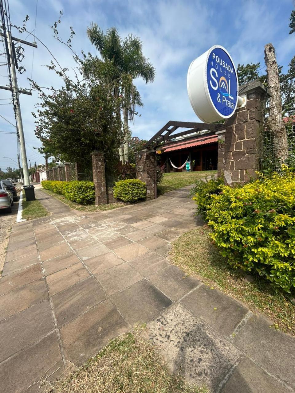 Pousada House Sol & Praia Torres Exterior photo